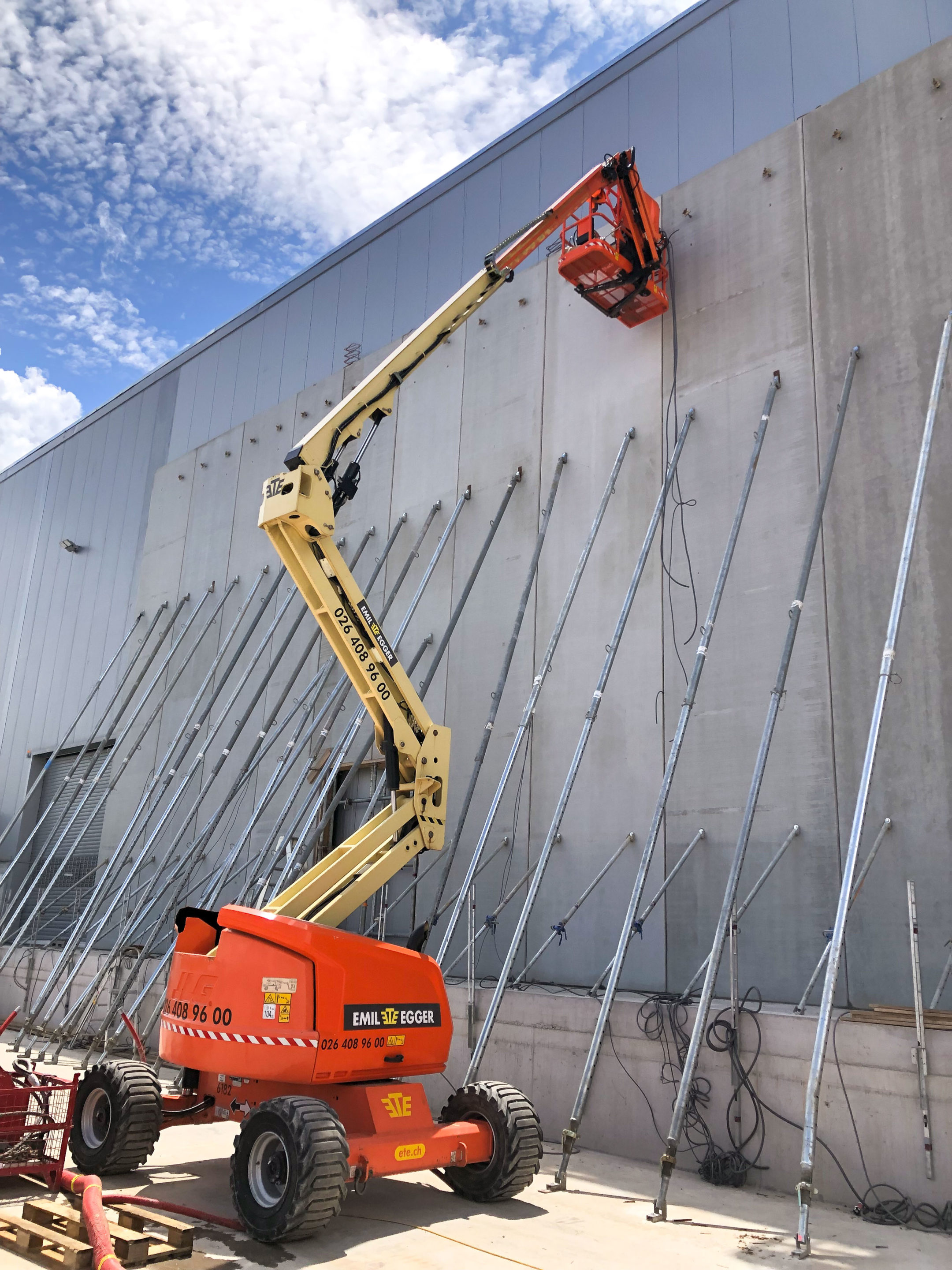 Une nouvelle halle de stockage pour Emil Egger à Avenches.